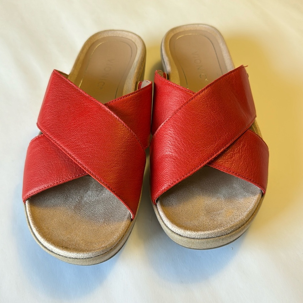 Vionic Red Crisscross Slide Sandals